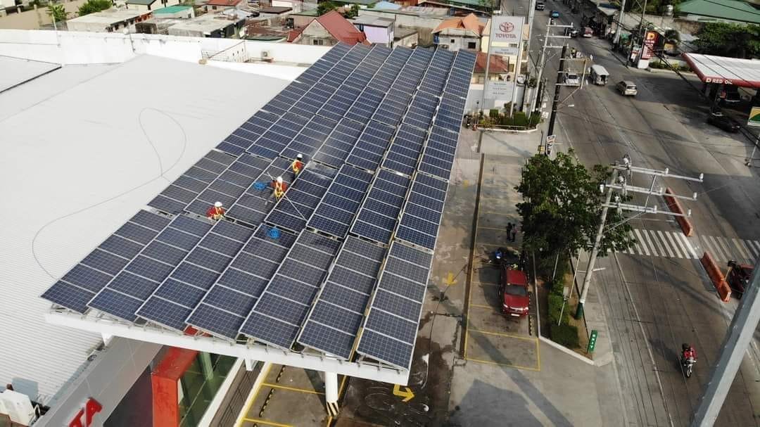 Commercial solar rooftop installation